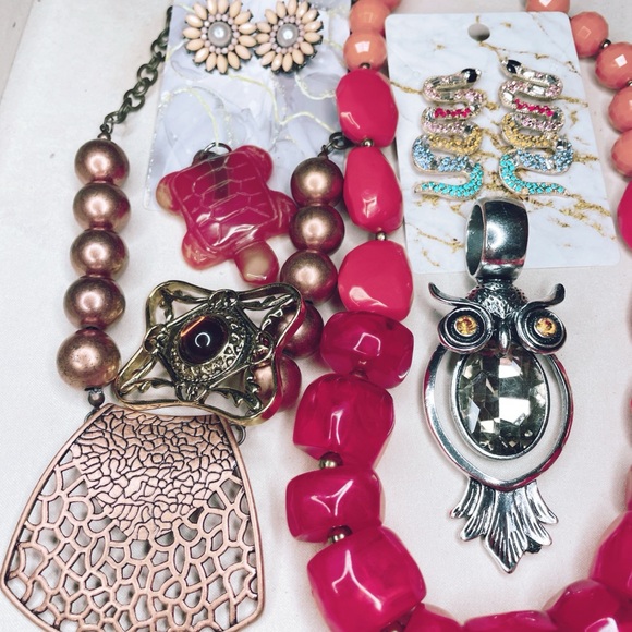 713. Orange Brick Road 7 Piece Lot - Picture 5 of 6